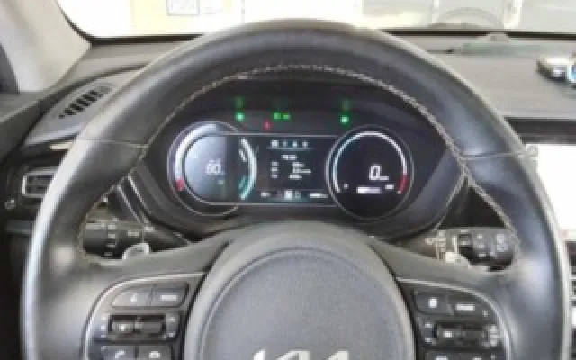 니로PHEV 중고차 니로 플러스 EV 에어 매물 사진 20 - 2022/07 65,000km