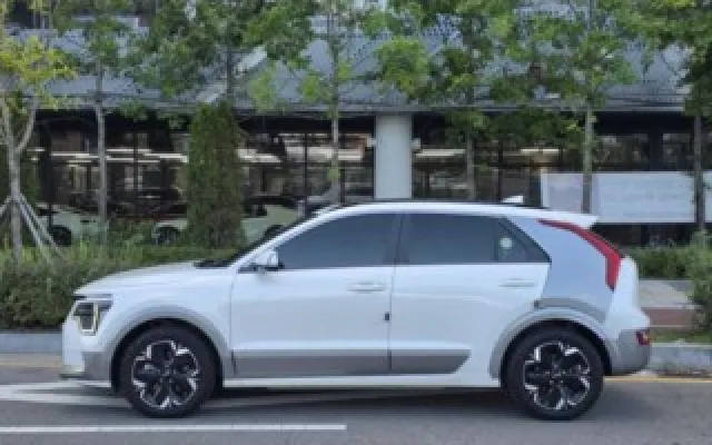 니로PHEV 중고차 디 올 뉴 니로 EV 어스 매물 사진 7 - 2022/06 91,324km