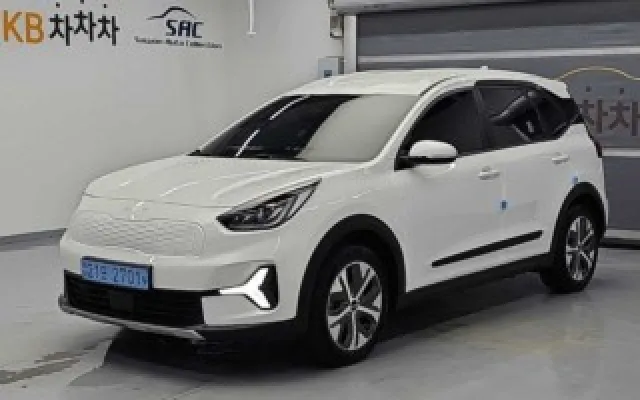 니로PHEV 중고차 니로 플러스 EV 어스 매물 사진 19 - 2023/07 124,551km