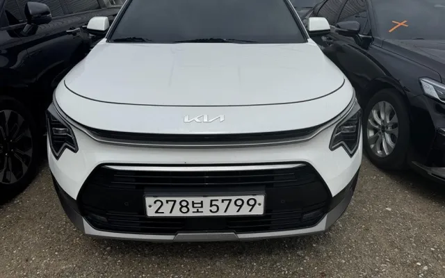 니로PHEV 중고차 디 올 뉴 니로 시그니처 매물 사진 7 - 2022/10 137,647km